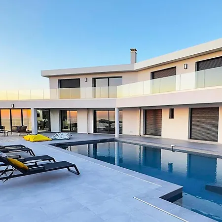 Lola - Modern Architecture, Sea & Pool Albitreccia
