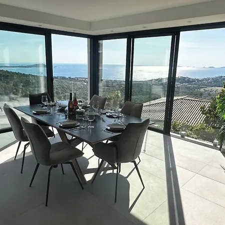 Villa Lola - Modern Architecture, Sea & Pool Albitreccia