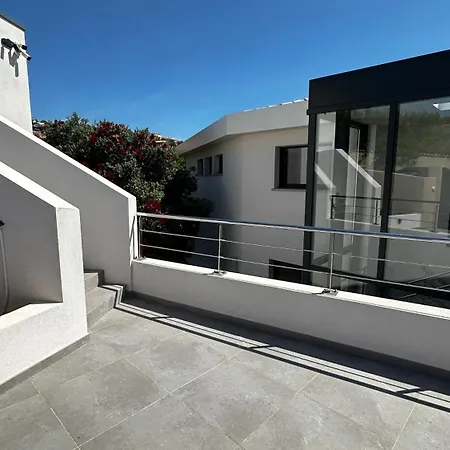 Lola - Modern Architecture, Sea & Pool Albitreccia